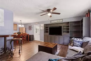 106 N Arlington Ave, Jonesville, NC 28642 - Photo 8