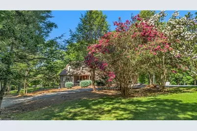 110 Lake Drive, Boonville, NC 27011 - Photo 14