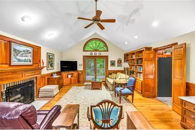 1142 Hartzog Ford Road W, West Jefferson, NC 28694 - Photo 12