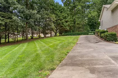 675 Country Club Road, Wilkesboro, NC 28697 - Photo 4