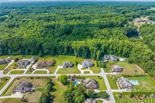 207 Pinnacle Dr, High Point, NC 27265 - Photo 50