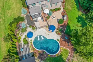 207 Pinnacle Dr, High Point, NC 27265 - Photo 4