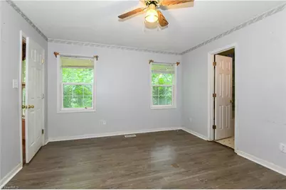 3810 Crickett Lane, Winston-Salem, NC 27105 - Photo 12