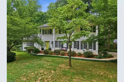 4301 Oakcliffe Road, Greensboro, NC 27406 - Photo 2