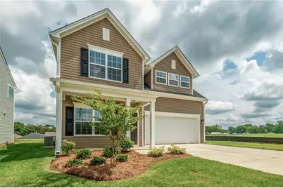 3707 Contimental Square, Kernersville, NC 27284 - Photo 2