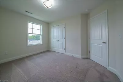 3707 Contimental Square, Kernersville, NC 27284 - Photo 28