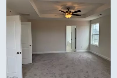 3707 Contimental Square, Kernersville, NC 27284 - Photo 8
