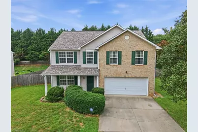 7027 Hill N Dale Drive, Kernersville, NC 27284 - Photo 2