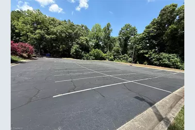 408 8th Street, North Wilkesboro, NC 28659 - Photo 2