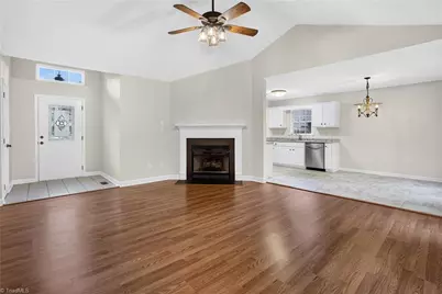 15 Collin Lane, Thomasville, NC 27360 - Photo 8