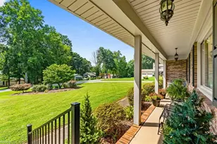 4662 Pineview Dr, Trinity, NC 27370 - Photo 4