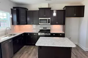 3713 Contimental Sq, Kernersville, NC 27284 - Photo 4