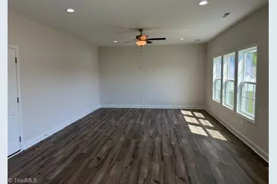 3713 Contimental Square, Kernersville, NC 27284 - Photo 6
