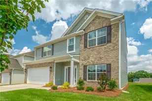 3713 Contimental Sq, Kernersville, NC 27284 - Photo 2