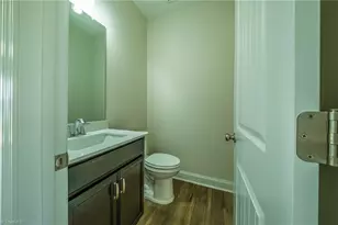 3713 Contimental Sq, Kernersville, NC 27284 - Photo 8
