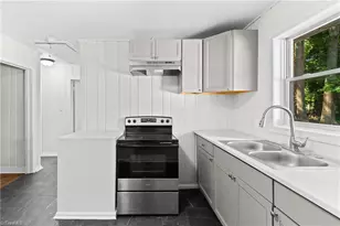1114 W Academy St, Winston-Salem, NC 27101 - Photo 8