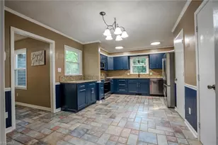 3962 Kimesville Rd, Burlington, NC 27215 - Photo 6