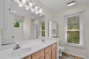 2014 Kildare Woods Dr, Greensboro, NC 27407 - Photo 22