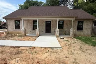 1730 Willow Rd, Greensboro, NC 27404 - Photo 1