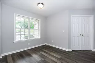 6704 W Friendly Ave, Greensboro, NC 27410 - Photo 14