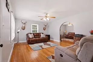 414 Hasty School Rd, Thomasville, NC 27360 - Photo 4