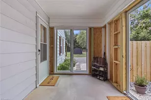 414 Hasty School Rd, Thomasville, NC 27360 - Photo 22