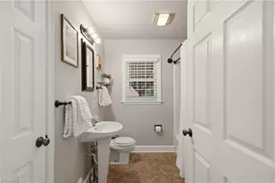 414 Hasty School Rd, Thomasville, NC 27360 - Photo 16