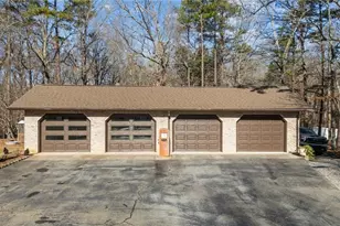 6955 Harlow Dr, High Point, NC 27263 - Photo 4