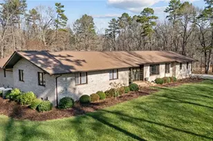 6955 Harlow Dr, High Point, NC 27263 - Photo 12