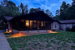 6955 Harlow Dr, High Point, NC 27263 - Photo 10