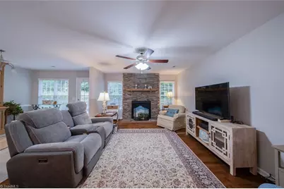 1460 Land Grove Drive, Kernersville, NC 27284 - Photo 4