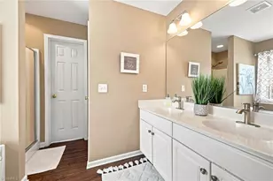 4020 Maid Marion Ct, Jamestown, NC 27282 - Photo 18