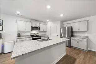 173 Nova Ln, King, NC 27021 - Photo 4