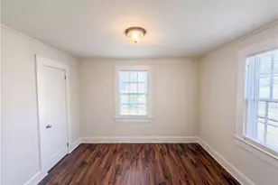 920 Elm St, Burlington, NC 27217 - Photo 6