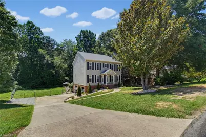 6013 Stone Bluff Drive, Clemmons, NC 27012 - Photo 2