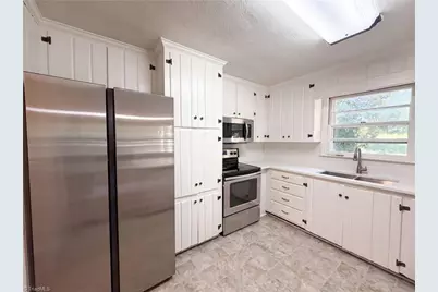 5150 Williamsburg Road, Winston-Salem, NC 27106 - Photo 6