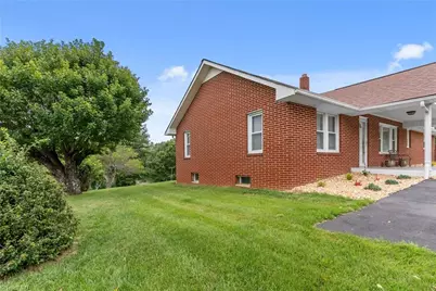 290 Riverview Drive, Sparta, NC 28675 - Photo 10