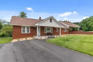290 Riverview Dr, Sparta, NC 28675 - Photo 2