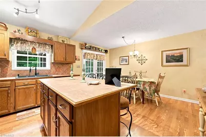 2109 Priya Street, Thomasville, NC 27360 - Photo 12