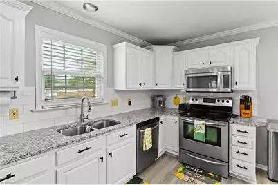 1005 Lisa Run Drive, Kernersville, NC 27284 - Photo 18