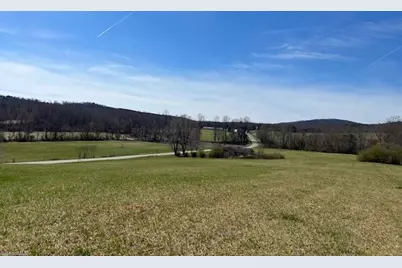 4445 E Pine Street, Mount Airy, NC 27030 - Photo 4