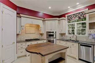 121 Salem Village Ct, Clemmons, NC 27012 - Photo 14