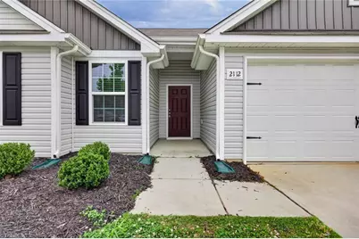 2112 Briar Run Drive, Greensboro, NC 27405 - Photo 4