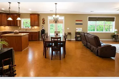4617 Dry Creek Court, High Point, NC 27265 - Photo 8