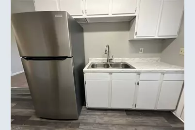 2413 Robbins Street, High Point, NC 27263 - Photo 10