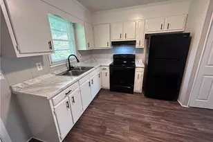 115 Cox Ave, Thomasville, NC 27360 - Photo 6