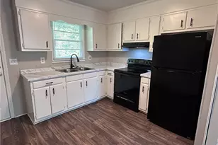 115 Cox Ave, Thomasville, NC 27360 - Photo 4
