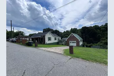 435 Lawrence Street, Eden, NC 27288 - Photo 4