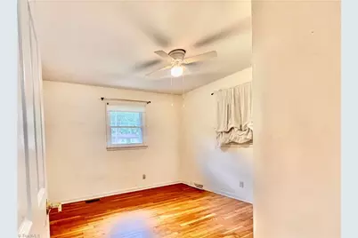 4602 Ramblewood Drive, Greensboro, NC 27406 - Photo 14