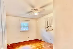 4602 Ramblewood Dr, Greensboro, NC 27406 - Photo 14